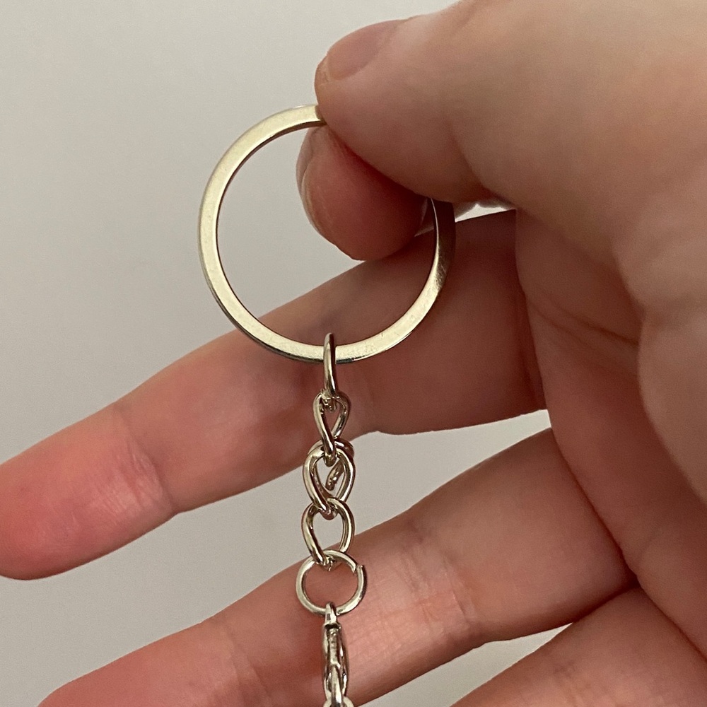 Geometric Silver Keychain - Picture 3 of 3